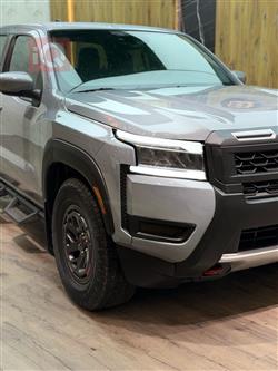 نيسان فرونتر